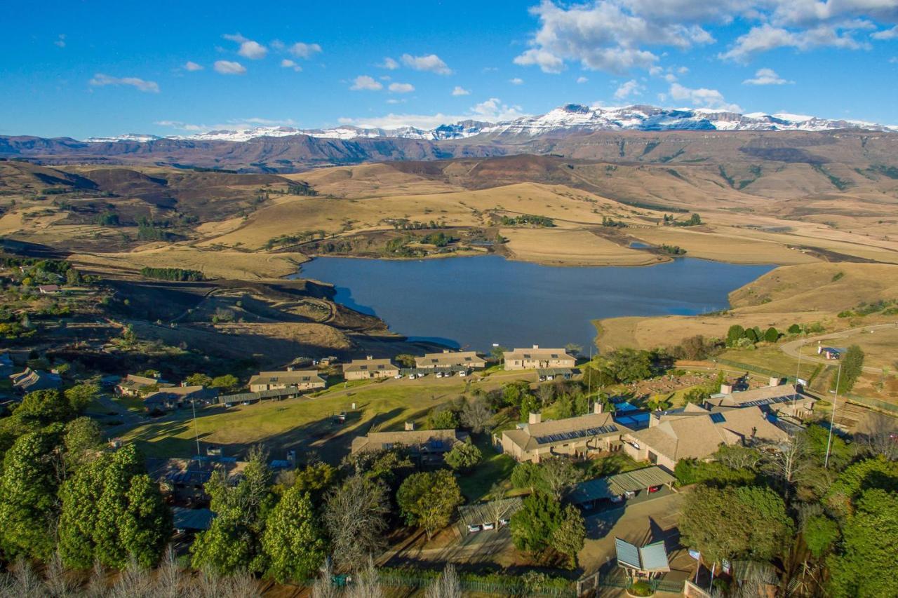 Cayley Mountain Resort Champagne Valley Eksteriør bilde